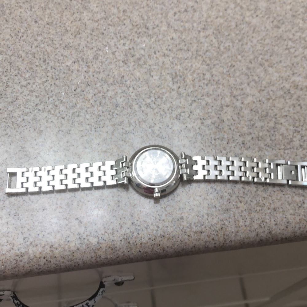 Watch - Picture 3 of 3